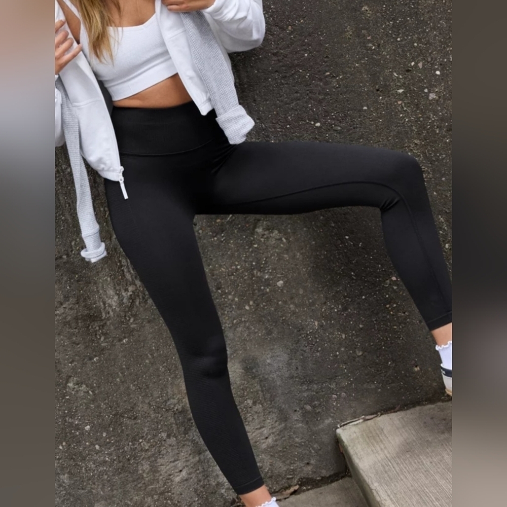 Aerie Offline Seamless High-Rise Real Good 7/8 Classic Black Leggings